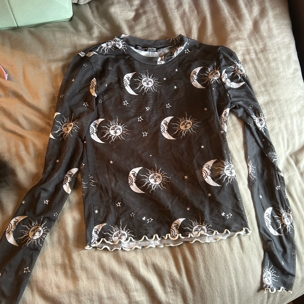 Gray Mesh Long Sleeve Celestial Print Top